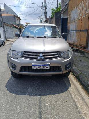 MITSUBISHI L200 TRITON 2.4 HLS 4X2 CD 16V FLEX 4P MANUAL